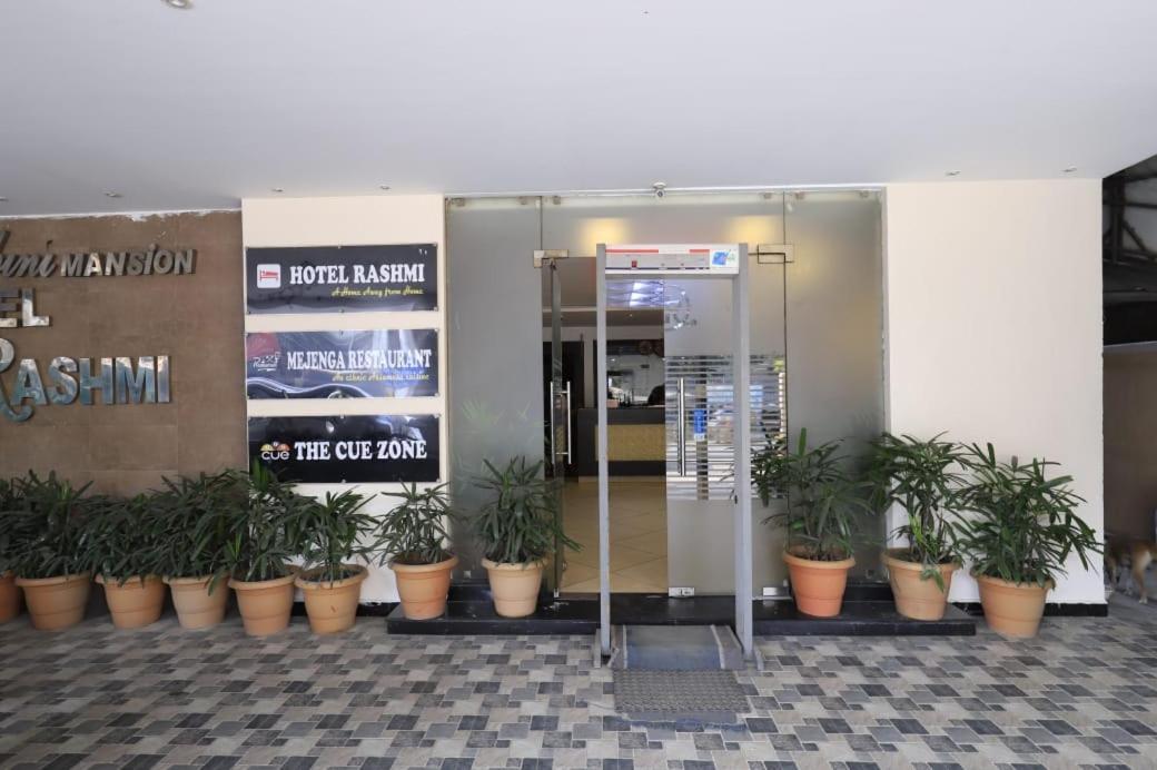 Hotel Rashmi Γουβαχάτι Εξωτερικό φωτογραφία