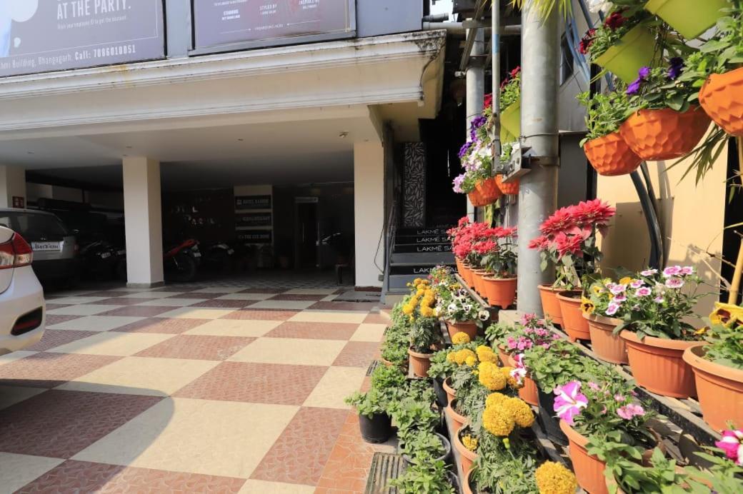 Hotel Rashmi Γουβαχάτι Εξωτερικό φωτογραφία
